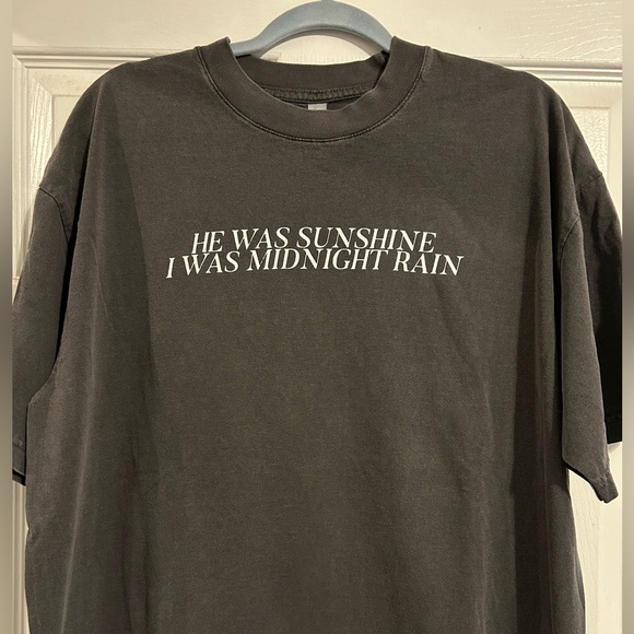 TAYLOR SWIFT LYRICS UNISEX T SHIRT 
“MIDNIGHT RAIN” - Picture 1 of 3